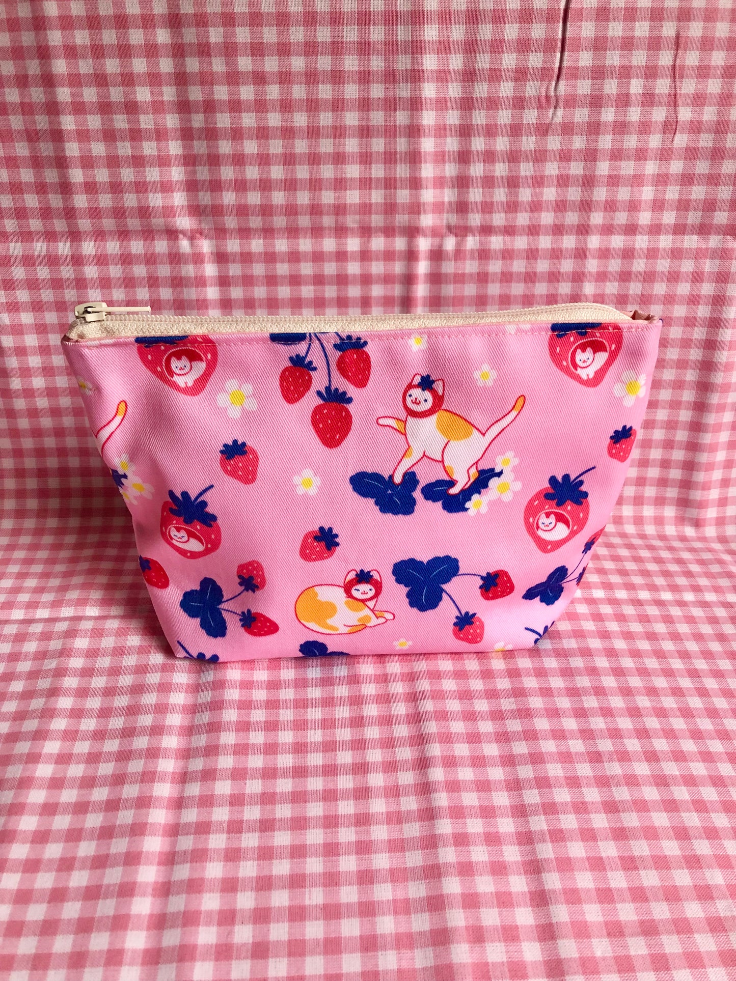 Estuche Gato Frutillas